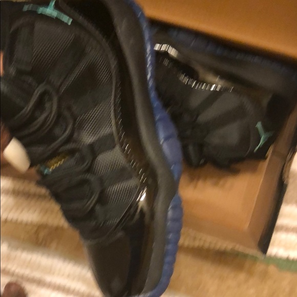 Jordan 11 Gamma - Picture 3 of 5